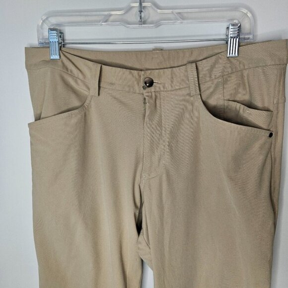 Lululemon ABC stretch pants. Measurements in Pictures - Picture 6 of 16